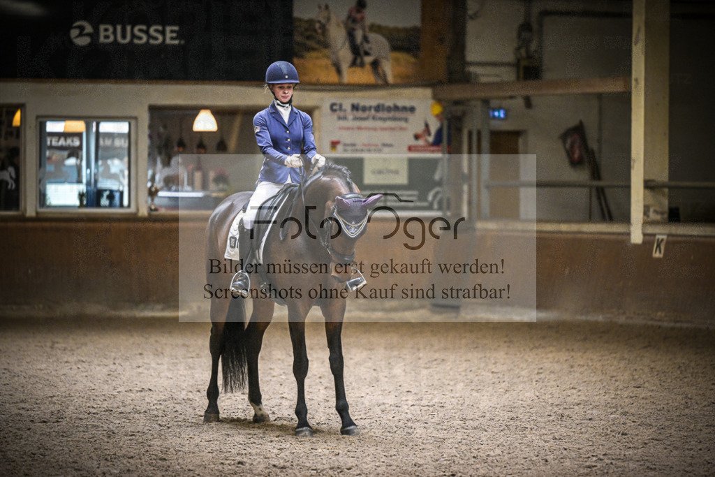 DOS_0249 | Entdecke hochwertige Reitturnierfotos von Foto Oger. Professionell, emotional und authentisch – jetzt Lieblingsmomente im Shop bestellen.Deutschlandweite Turnierfotografie. - Realisiert mit Pictrs.com