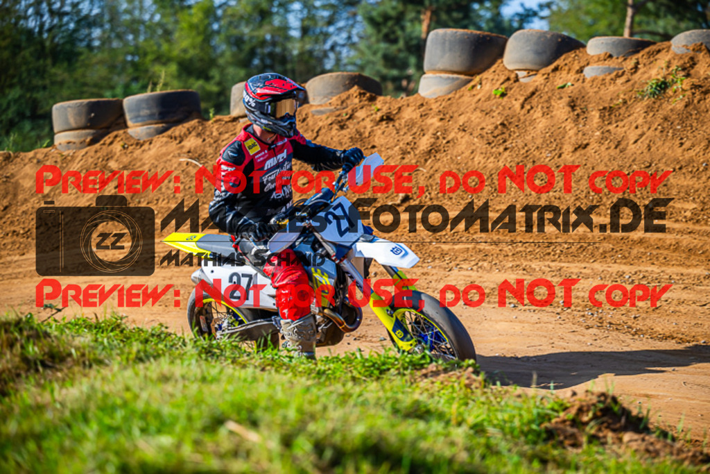 MaZZes_FotoMatrix_230917_0542 | S4