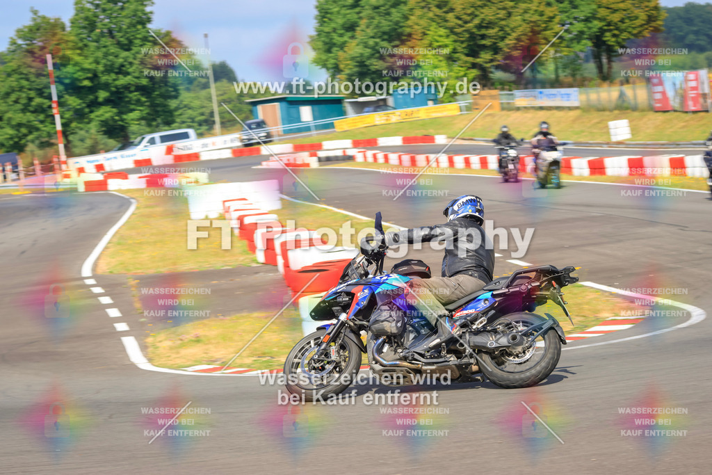 _DSK2268 | Hier findet Ihr Bilder von Touristenfahrten auf der Nürburgring Nordschleife oder von anderen Veranstaltungen die ich besucht habe. Viel Spass beim Durch Schauen 