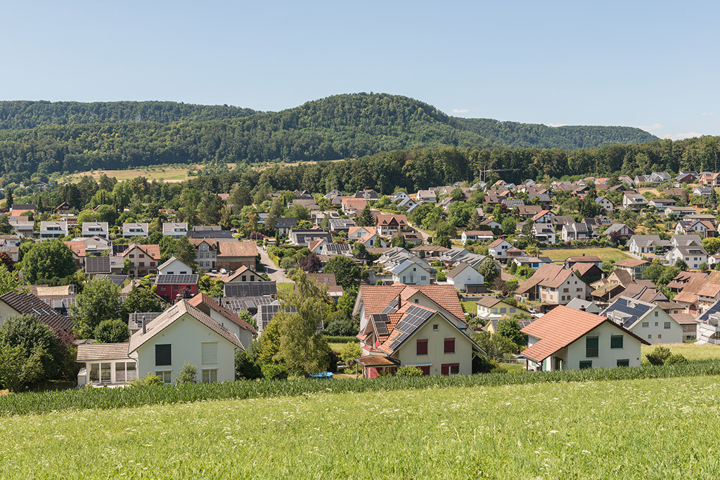 Wohnquartier | in Lupsingen, Baselland, Schweiz - Realisiert mit Pictrs.com