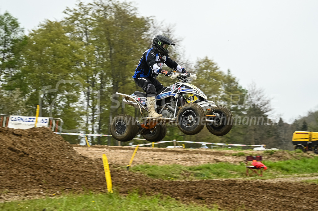 Motocross Schlatt bei Winterthur - 30. April 2023 | #41 Betschart Blacky aus Embrach (CH) auf W Tec in der Kategorie Quad am Motocross Schlatt bei Winterthur, 30. April 2023. 
Instagram: @mx_schlatt | @mc_wila | @sam_schweiz
Bild: Sportfotografie Markus Aeschimann | www.markus-aeschimann.ch - Realisiert mit Pictrs.com