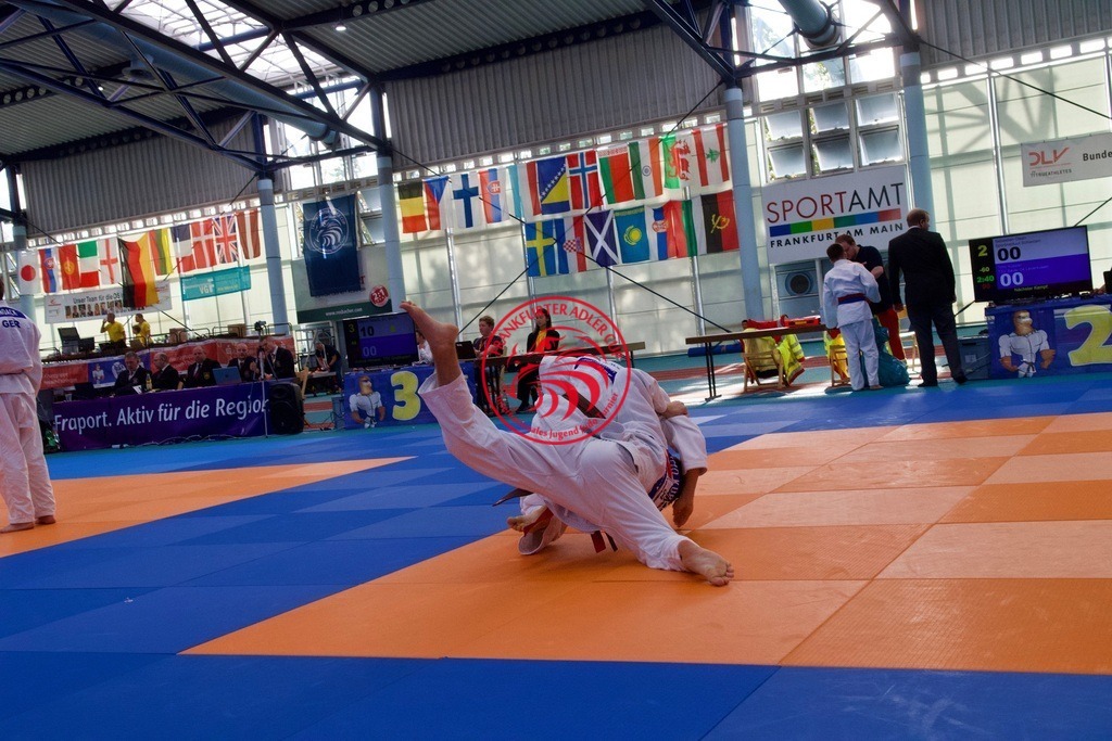 RAS_8329 | Fotos vom Adler Cup - Pictures from Adler Cup

Hier findet Ihr alle Eindrücke und großen Momente der Adler Cup Wochenenden. Here you will find all impressions and great moments of the Adler Cup weekends. - Realisiert mit Pictrs.com