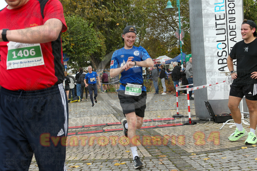 241020_1115_EX1_1609 | Sportfotografie im Rhein-Sieg Kreis, Köln, Bonn, NRW, Rheinland Pfalz, Hessen, etc. Unser Tätigkeitsfeld umfasst den Laufsport vom Volkslauf über den Marathon, Duathlon, Triathon bis zum Ultralauf wie Kölnpfad Ultra oder Schindertrail.