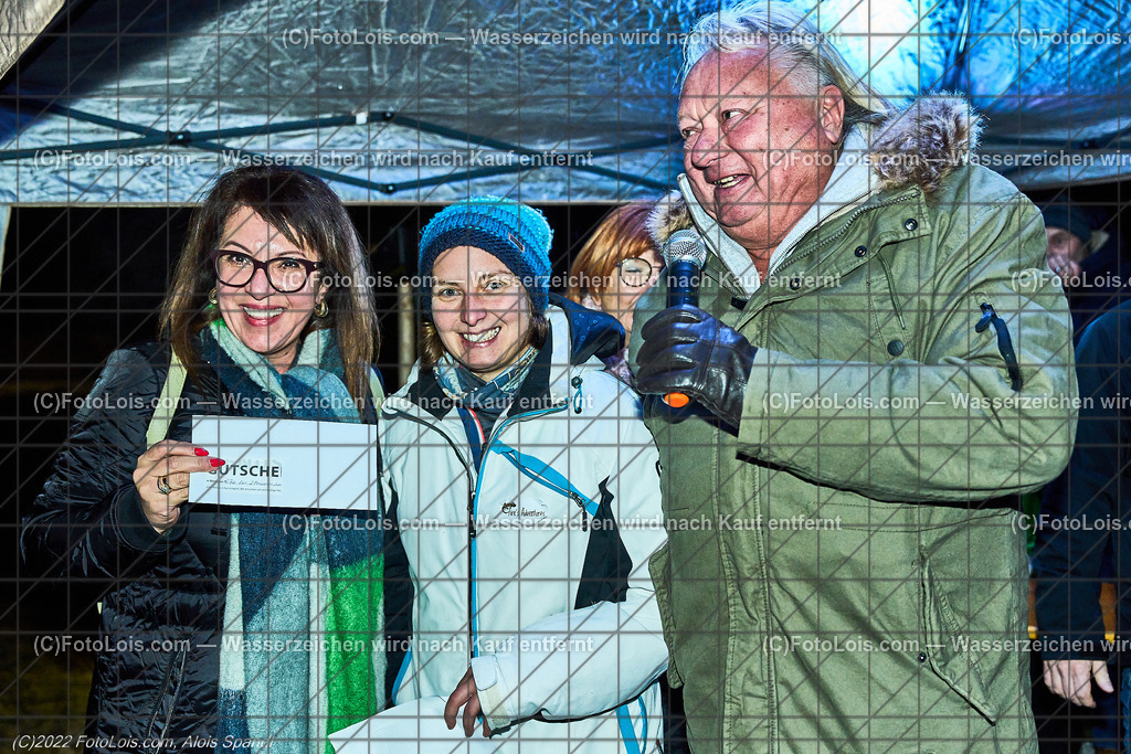 ALP0630_Nacht der Ballone_Lackenhof | (C)FotoLois.com, Alois Spandl, 'Nacht der Ballone' des Ballonclub ÖTSCHERLAND in Lackenhof/Weitental, gemeinsame Veranstaltung mit Tourismusverband ÖTSCHER, Mi 28. Dezember 2022.