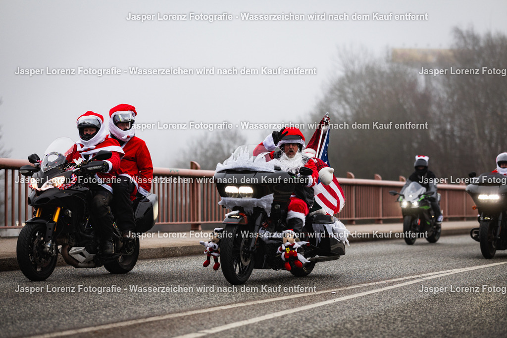 X-Mas Ride I Kiel I 2025 | Jasper Lorenz Fotografie - Realisiert mit Pictrs.com