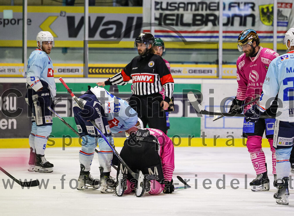 2025-10-05_114_TSV_Erding_gegen_Heilbronner_Falken | Erding, Deutschland, 05.10.2025:Eishockey, Oberliga Süd 2025 / 2026, 6. Spieltag, TSV Erding gegen Heilbronner Falken, Endergebnis: 3:1Foto: Christian Riedel / fotografie-riedel.net
