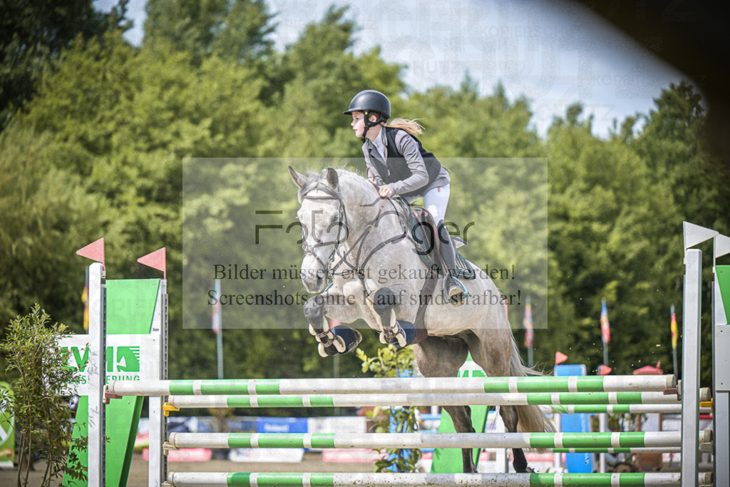 DOS_4520 | Entdecke hochwertige Reitturnierfotos von Foto Oger. Professionell, emotional und authentisch – jetzt Lieblingsmomente im Shop bestellen.Deutschlandweite Turnierfotografie. - Realisiert mit Pictrs.com