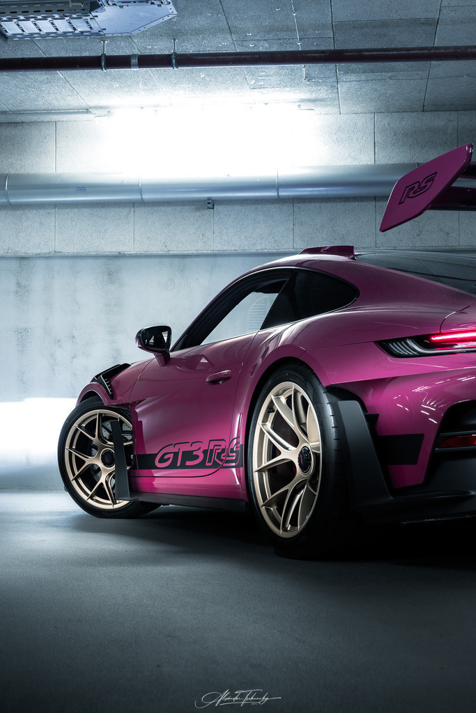 911 GT3 RS Sternrubin Neo | Entdecken Sie die faszinierende Welt von Alexander Tschuncky Arts: Kreative Fotografie, atemberaubende Automobilkunst und hochwertiger Bilderdruck. Lassen Sie sich inspirieren! - Realisiert mit Pictrs.com