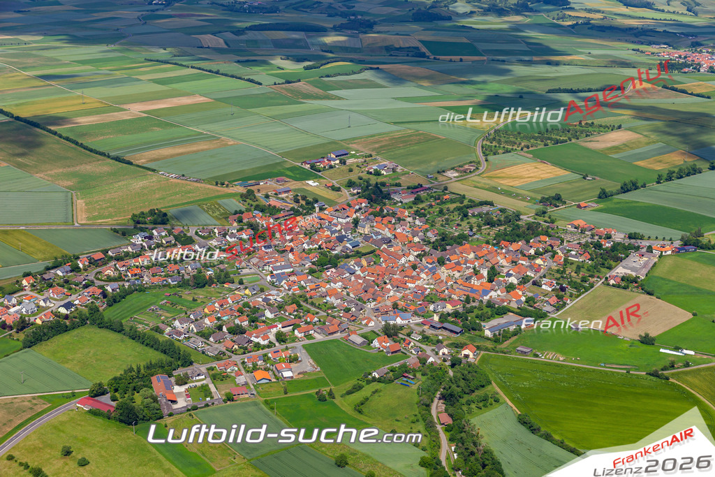 aktuelles Luftbild von  Aidhausen  - Luftaufnahme wurde 2019 von https://frankenair.de mittels Flugzeug (keine Drohne) erstellt.
