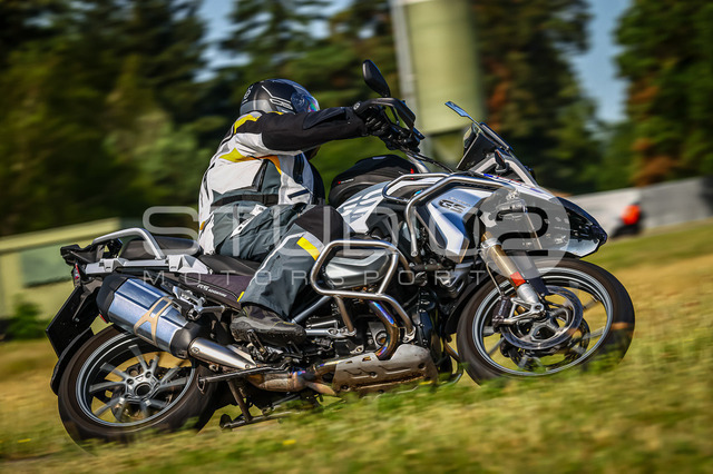 0888-260530DCB-034_888 | Deine Full-Service-Agentur für ✔️Videoproduktionen und ✔️Motorsportfotografie Jetzt Angebot anfragen!