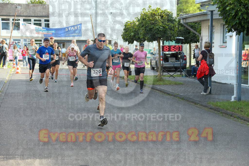 250801_1816_EX1_6571 | Sportfotografie im Rhein-Sieg Kreis, Köln, Bonn, NRW, Rheinland Pfalz, Hessen, etc. Unser Tätigkeitsfeld umfasst den Laufsport vom Volkslauf über den Marathon, Duathlon, Triathon bis zum Ultralauf wie Kölnpfad Ultra oder Schindertrail.