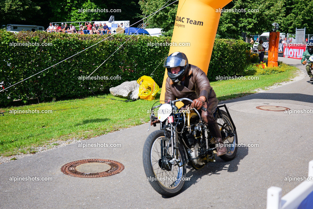 P1025928 | Erleben Sie atemberaubende, hochqualitative Fotos Ihrer Fahrt entlang der malerischen Alpenstraßen. Besuchen Sie alpineshots.com, um professionelle Aufnahmen Ihrer unvergesslichen Reise zu finden und zu kaufen - Realisiert mit Pictrs.com