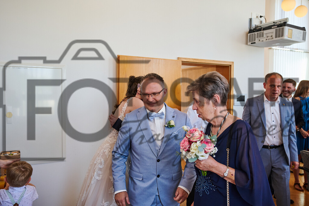 HuS_DSC2110 | Fotobox, Portraitfotografie, Hochzeitsfotografie, Bewerbungsfoto - Realisiert mit Pictrs.com