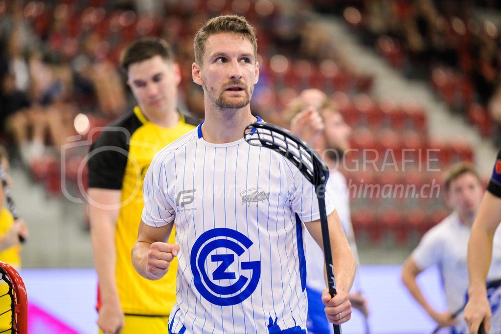 GC Unihockey vs HC Rychenberg - 27. August 2022 | GC Unihockey vs HC Rychenberg
AXA Arena, Winterthur
Daniel Steiger (#19 GC Unihockey) erzielt das 2:5.
Bild: Sportfotografie Markus Aeschimann | www.markus-aeschimann.ch - Realisiert mit Pictrs.com