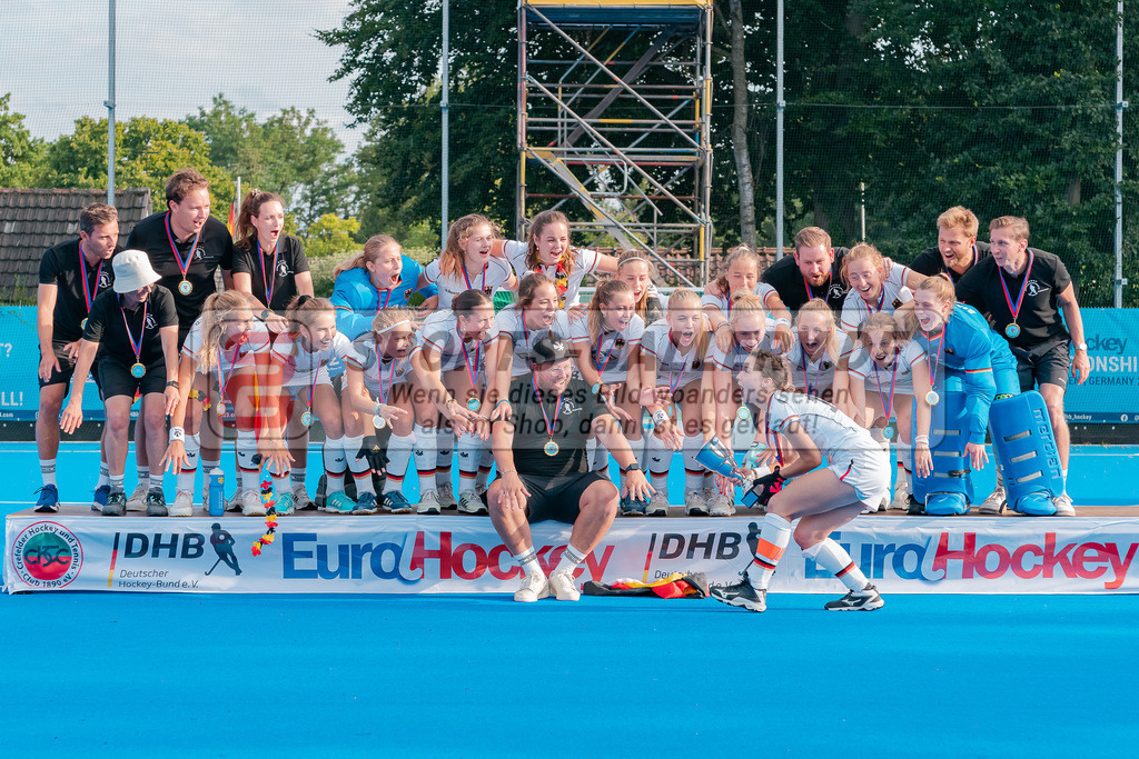 HK_20230716_902581 | Euro Hockey WU18 Siegerehrungen Championship Girls &amp; Boys am 16.7.2023 CHTC , Krefeld ,