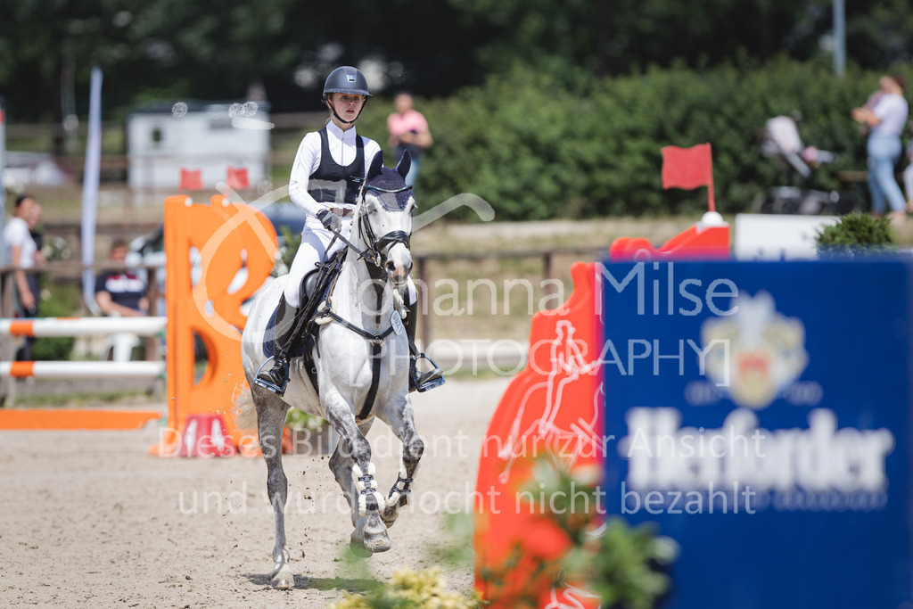 220612_LüPfSpTa_Stil-A2-381 | Lützower Pferdesporttage
Stilspringprüfung Kl.A** geschlossen
12.06.2022