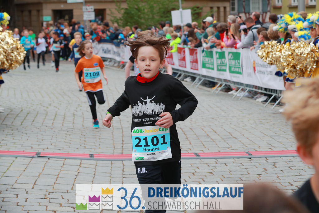 AOK Junior Cup 400m | 3Königslauf 2022 AOK Junior Cup 400m - Realisiert mit Pictrs.com