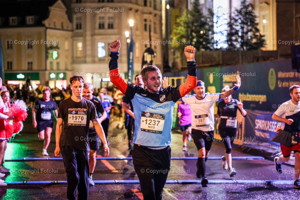 A-BINDER_20250925_0082 | LINZ, AUSTRIA,25.Sept.25 - NIGHT RUN LINZ. Image shows Photo: Sportmediapics.com/ Manfred Binder
