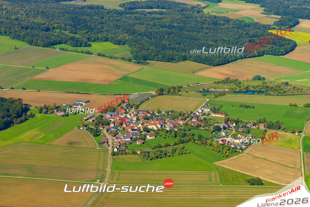 Schöne Luftaufnahme Großbärenweiler Schrozberg - Die Luftaufnahme wurde 2025 vom Flugzeug heraus erstellt ( keine Drohne ) - Hochauflösende Luftaufnahme - für professionelle Ausdrucke geeignet. Die Geschenkidee !Mit Lizenz und Bildrechte bestellbar