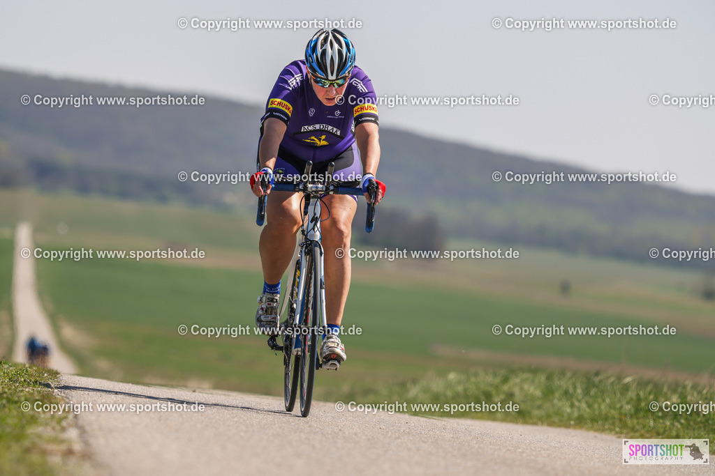 368A2625 | Neusiedlersee Radmarathon 2026@sportshot_your_pictrs #yourpictures#roadtowm2029 #nrm #neusiedlerseeradmarathon #neusiedlersee #neusiedlerseetourismus #burgenland #mörbisch #nrm26 #burgenlandtourismus #voglundco #poweredbyburgenlandtourismus #radsport #rad #marathon #ucigranfondo #visitburgenland #ucigranfondoworldseries
