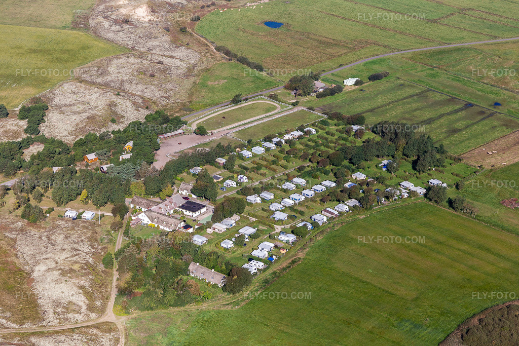 Aerial view: Sønderho Ny Camping in Fanø in the state South Denmark, Denmark.Photo: IMG_118705.jpg taken on 09/21/2019 by Werner Riehm/FLY-FOTO.comResolution of the original: 5472 x 3648 px