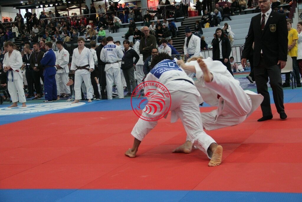 IMG_3527 | Fotos vom Adler Cup - Pictures from Adler Cup

Hier findet Ihr alle Eindrücke und großen Momente der Adler Cup Wochenenden. Here you will find all impressions and great moments of the Adler Cup weekends. - Realisiert mit Pictrs.com