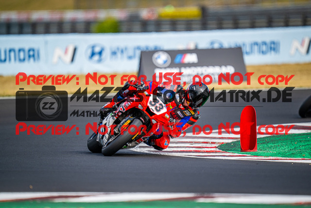 MaZZes_FotoMatrix_220625_2404 | PROSUPERSTOCK