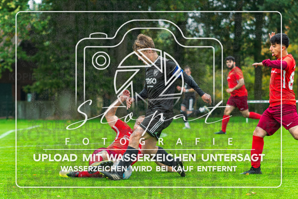 FSFSLEN-1008 | Melvin Droescher (FG Fulde-Stellichte 2 #17) beim Herren 3. Kreisklasse HK Spiel zwischen FG Fulde-Stellichte 2 und Eintracht Leinetal 4 im Fulder Zentralstadion, Fulde (Simon Paul Stopat) - Realisiert mit Pictrs.com