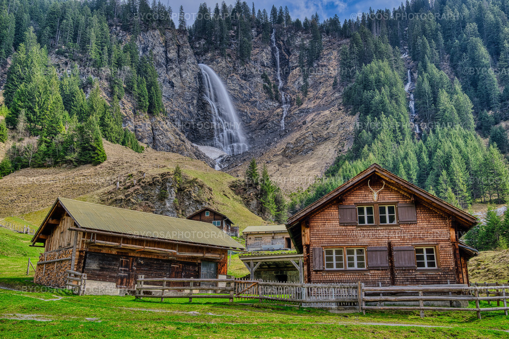 27 | Exklusive Fine Art Prints aus Zürich – hochwertige Stadt- und Landschaftsfotografien als Wandbilder. Entdecken Sie einzigartige Zürich-Fotos zum Ausdrucken - Realisiert mit Pictrs.com