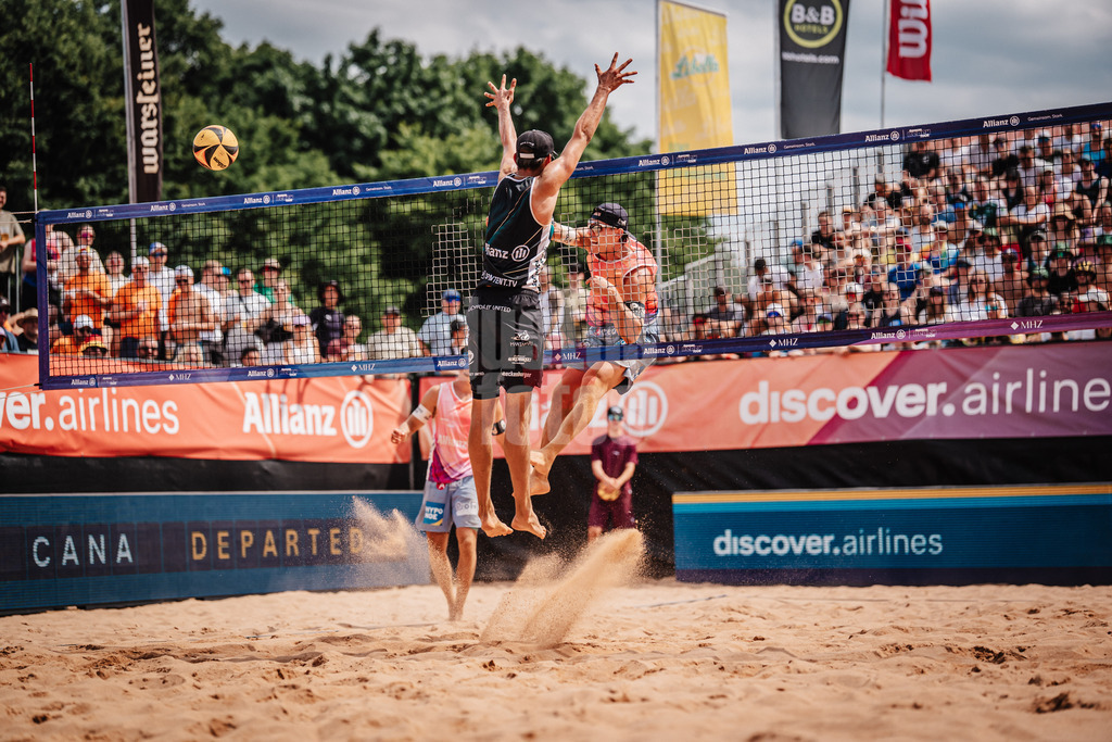 Beachvolleyball | Männer | Allianz German Beach Tour 2025 | Tourstop München | 05.07.2025 | Laurenc Grössig beim Angriff