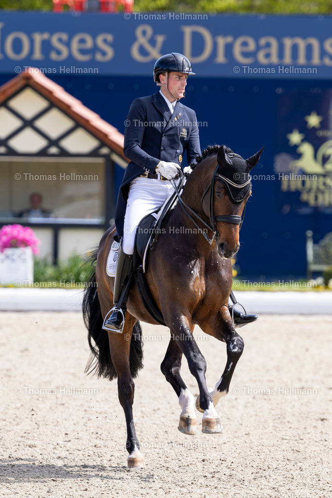 TH_333-WANDRES Frederic (GER)_ Fänomen de Malleret_36624 | Horses &amp; Dreams 2026 am 26.04.26 in Hagen a.T.W., Thomas Hellmann, 333WANDRES Frederic (GER), Fänomen de Malleret