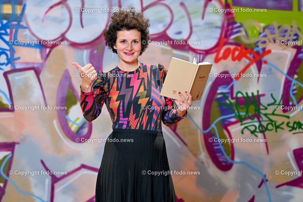 Claudia Novak_ Rethorik Trainerin_ 14.11.2023-13 | 14.11.2023, Linz, AUT, Claudia Novak, im Bild Claudia Novak (Trainerin, Rethorikerin - Woman on Stage)