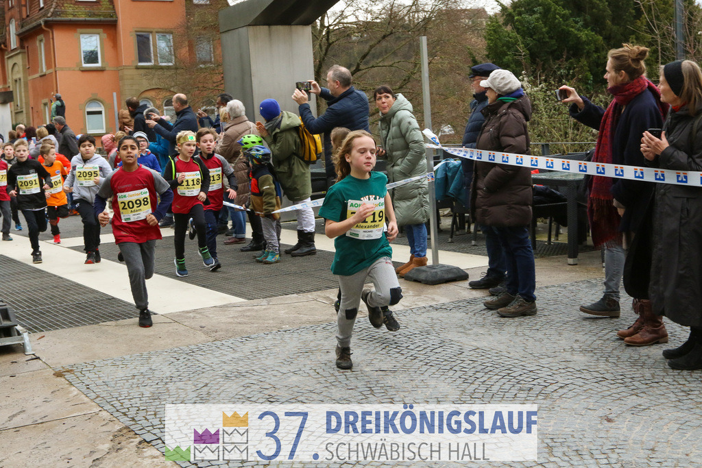 AOK JuniorCup 400m | 3Koenigslauf 2023 - Realisiert mit Pictrs.com