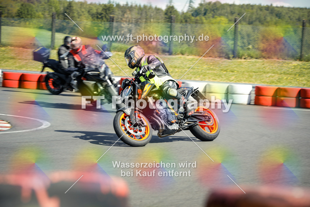 OBK_Mai_Justin_Uwe-10476 | Hier findet Ihr Bilder von Touristenfahrten auf der Nürburgring Nordschleife oder von anderen Veranstaltungen die ich besucht habe. Viel Spass beim Durch Schauen 
