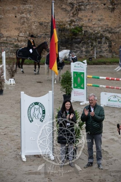 2B4A3375 | pixelfaenger - Realisiert mit Pictrs.com