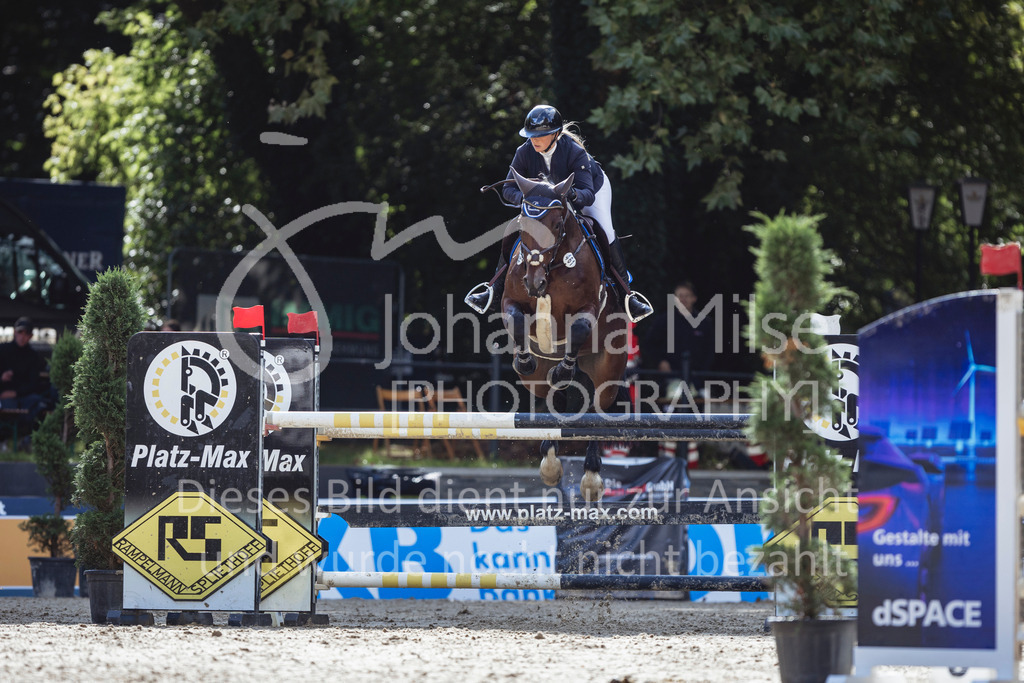 240912_OWLCh_AmateurL-426 | Deine schönsten Turniermomente als professionelle Fotos! Entdecke hochwertige Pferdesport-Fotografie im Online-Shop. Jetzt Fotos finden & bestellen!