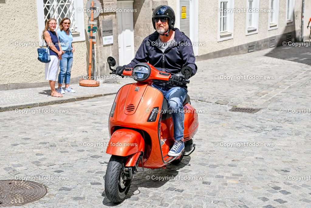 Vespatreffen 2024 Altstadt Linz_ 15.06.2024-97 | 15.06.2024, Linz, AUT, Altstadt Linz, im Bild Vespatreffen in der Altstadt Linz 2024©Harald Dostal / fodo.news