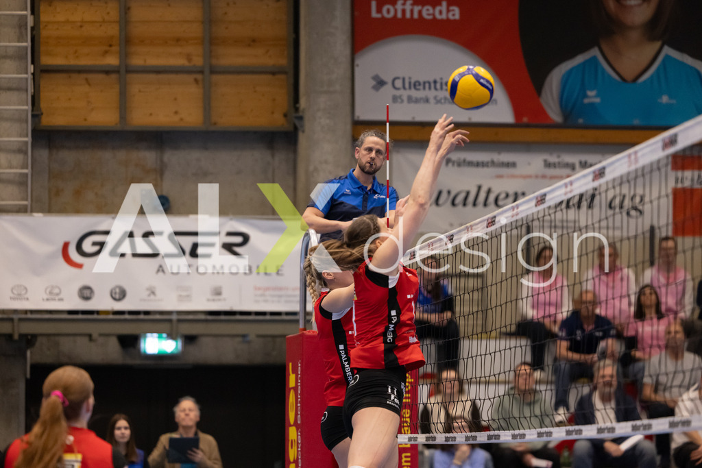 Volleyball I Frauen I Saison 2025-2026 I Volleyball NLA | Women I 1/2 Finals I  VC Kanti Schaffhausen - Sm'Aesch Pfeffingen I 18.03.2026 | 11 Kateřina Holásková (CZ) (VC Kanti Schaffhausen) – Mitte - Realisiert mit Pictrs.com
