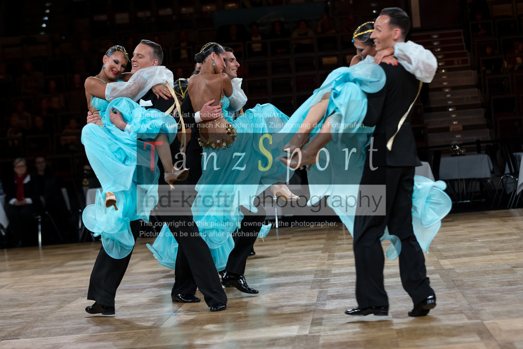 20241109_DM-Formationen_Vorrunde_2183 | Tanzsportbilder, Standardtanz, Lateintanz, WDSF, DTV, LTVB, dancecomp, goc, hessen tanzt, blaues band der spree, walzer, tango, wiener walzer, slowfox, quickstepp, samba, rumba, cha-cha-cha, paso doble. jive, hd-kroft photography, turniertanzsport