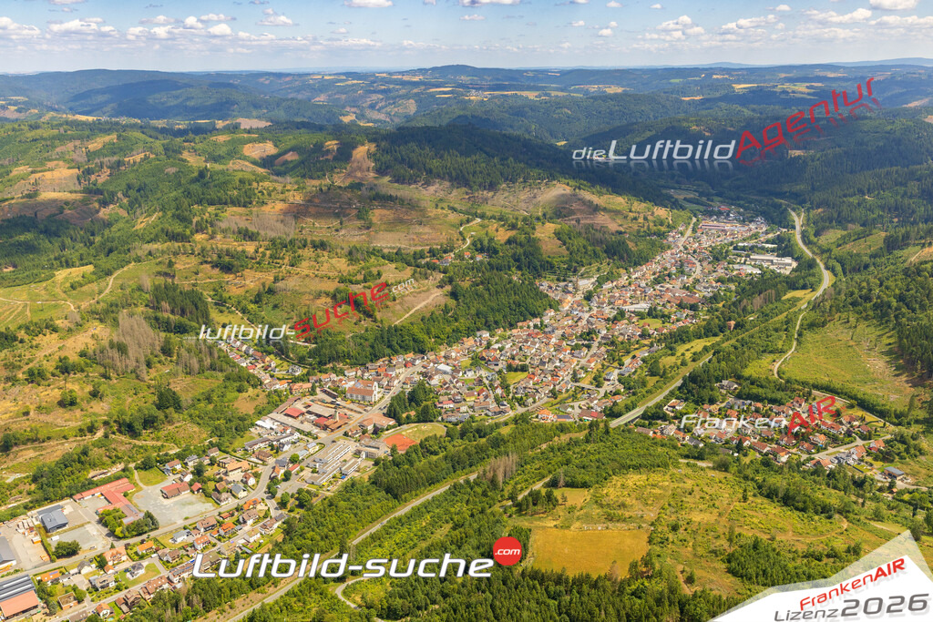 Luftaufnahme von  Wallenfels - Die Luftaufnahme wurde 2025 vom UL-Flugzeug heraus erstellt ( keine Drohne ) - Hochauflösende Luftaufnahme - für professionelle Ausdrucke geeignet. Die Geschenkidee !Mit Lizenz und Bildrechte bestellbar