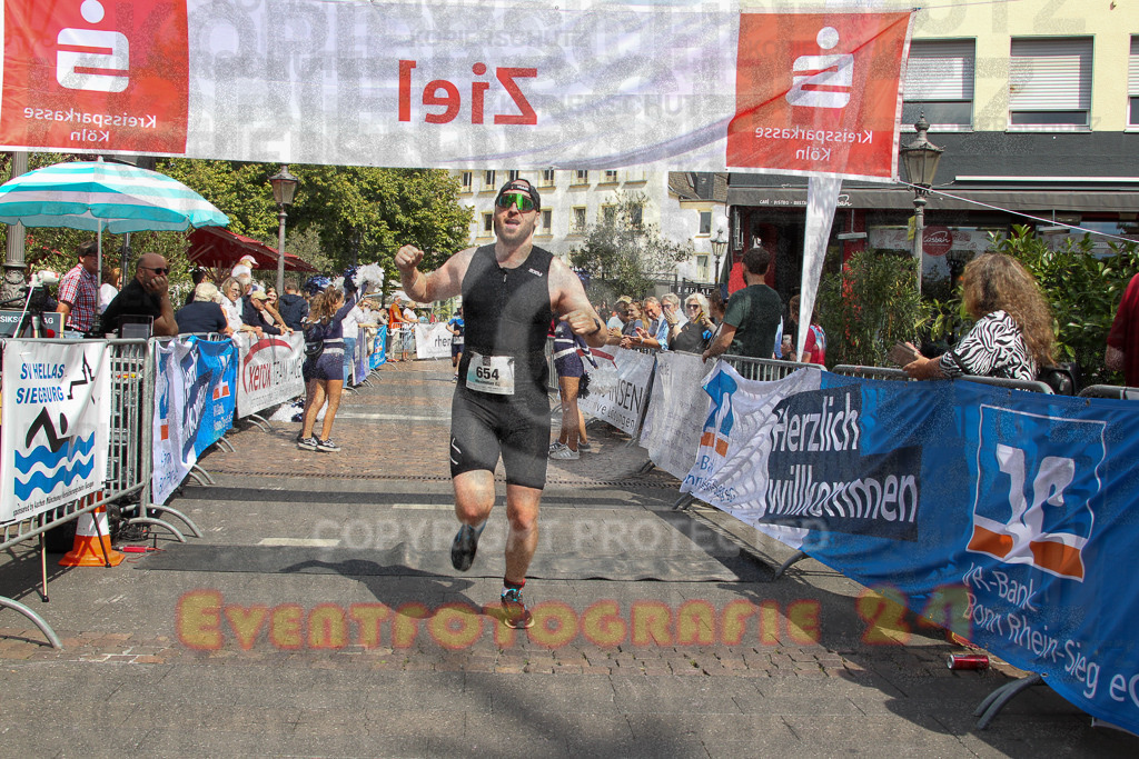 250824_1504_EV4_2621 | Sportfotografie im Rhein-Sieg Kreis, Köln, Bonn, NRW, Rheinland Pfalz, Hessen, etc. Unser Tätigkeitsfeld umfasst den Laufsport vom Volkslauf über den Marathon, Duathlon, Triathon bis zum Ultralauf wie Kölnpfad Ultra oder Schindertrail.
