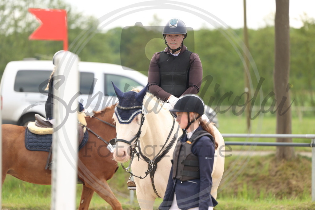 994A8940 | sabrinanicolaifotografie - Realisiert mit Pictrs.com