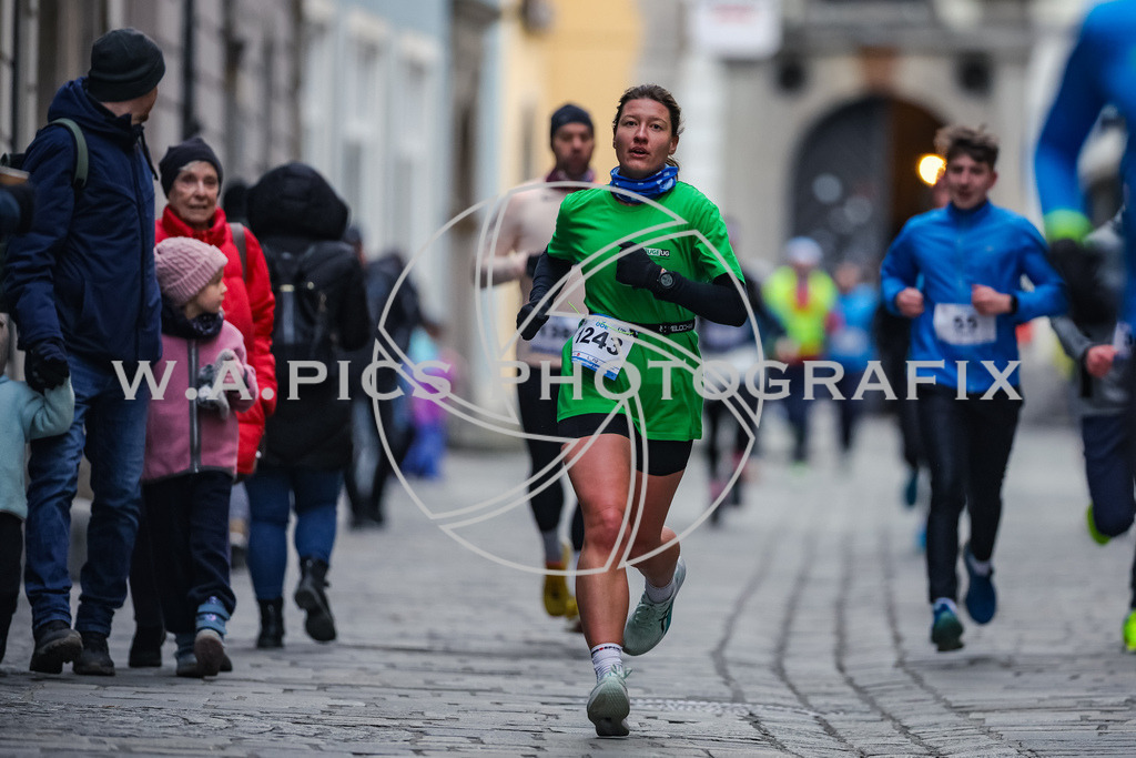 SILVESTERLAUF LINZ 25 | Linz, AUSTRIA, 31. Dezember 25, TRIRUN SILVESTERLAUF LINZ 25 , Image shows: 
Photo: WAPICS / BINDER Manuel