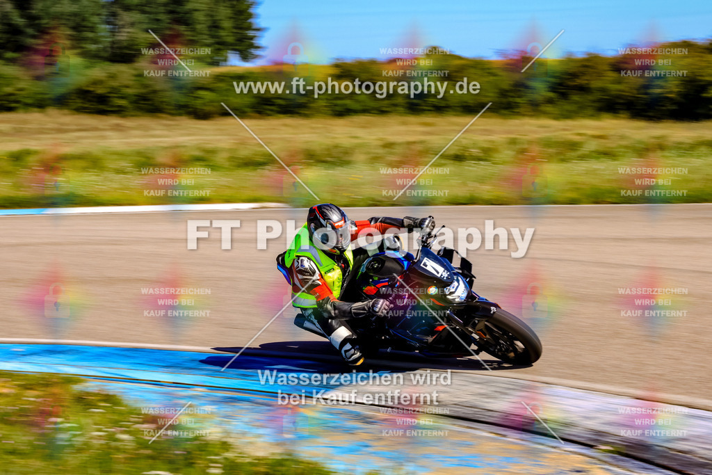 007-2652 | Hier findet Ihr Bilder von Touristenfahrten auf der Nürburgring Nordschleife oder von anderen Veranstaltungen die ich besucht habe. Viel Spass beim Durch Schauen 