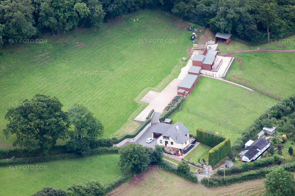 Aerial view: View of the town in Abbotskerswell in the state England, Great Britain. – Photo: IMG_19485.jpg taken on 07/20/2009 by Werner Riehm/FLY-FOTO.com – Resolution of the original: 4752 x 3168 px