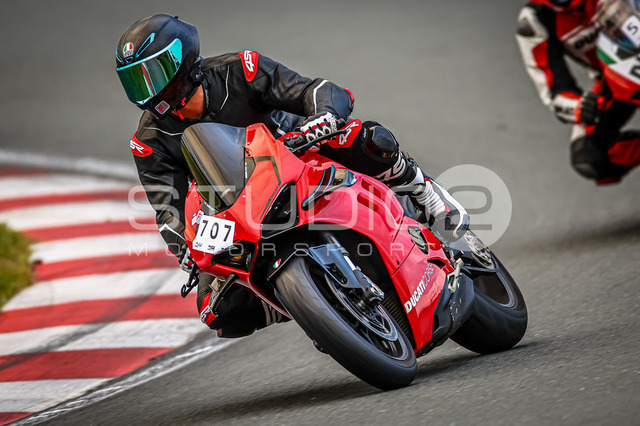 0707-240925_MO-011_707 | Deine Full-Service-Agentur für ✔️Videoproduktionen und ✔️Motorsportfotografie Jetzt Angebot anfragen!