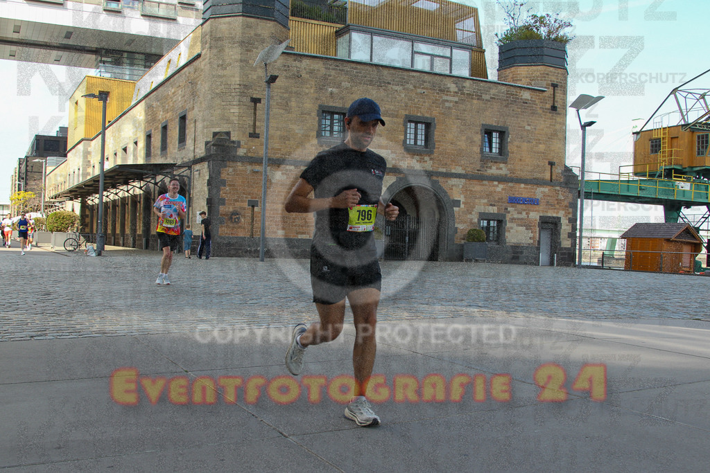 250920_1455_EV4_7561 | Sportfotografie im Rhein-Sieg Kreis, Köln, Bonn, NRW, Rheinland Pfalz, Hessen, etc. Unser Tätigkeitsfeld umfasst den Laufsport vom Volkslauf über den Marathon, Duathlon, Triathon bis zum Ultralauf wie Kölnpfad Ultra oder Schindertrail.