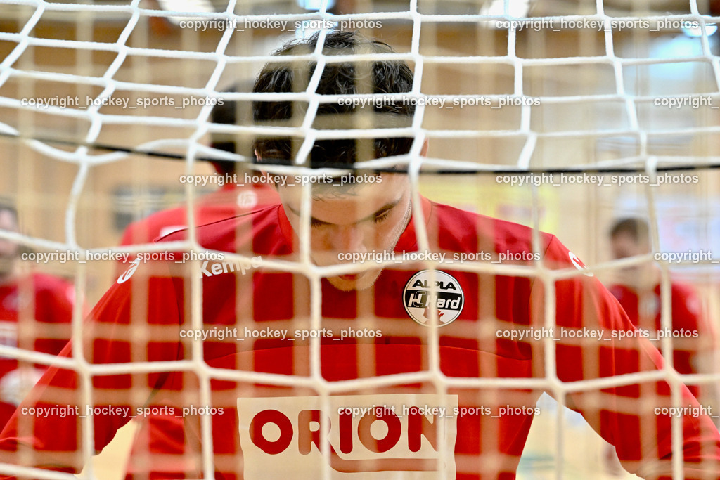 SC Ferlach vs. ALPLA HC Hard 2.3.2024 | #98 MÖSTL Constantin HC Hard, SC Ferlach vs. ALPLA HC Hard 2.3.2024, SC Ferlach vs. ALPLA HC Hard am 02.03.2024 in Ferlach (Ballspielhalle Ferlach), Austria, (Photo by Bernd Stefan)