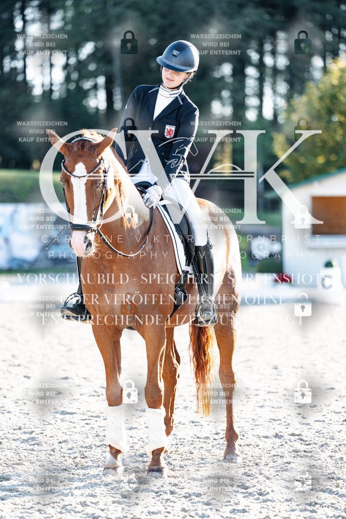 CK907242 | Turnierfotografie Pferdefotografie Trier Rheinland-Pfalz Pferdesport Reitsport Tierfotografie Sportfotografie Pferdevideo Pferdevideografie Equestrianvideography equestrianphotography  - Realisiert mit Pictrs.com