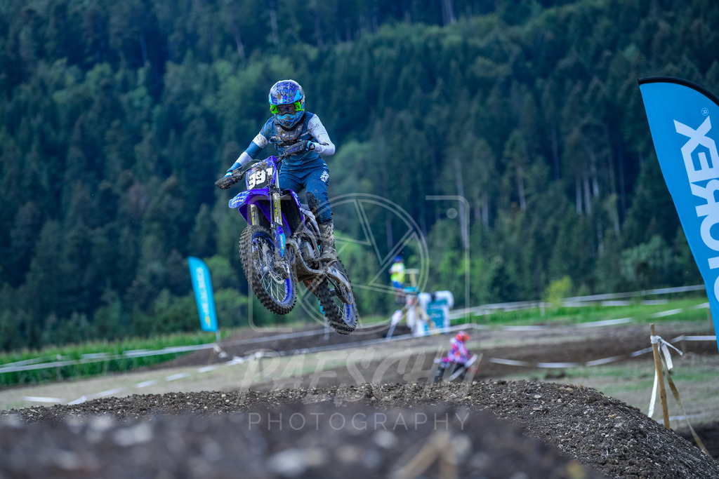 Lady (56) | Paeschuphoto Shop - Wer nicht sucht der auch nicht findet.Ob Motocrossbilder oder von einem besuchtem Spiel, Hauptsache Action. - Realisiert mit Pictrs.com